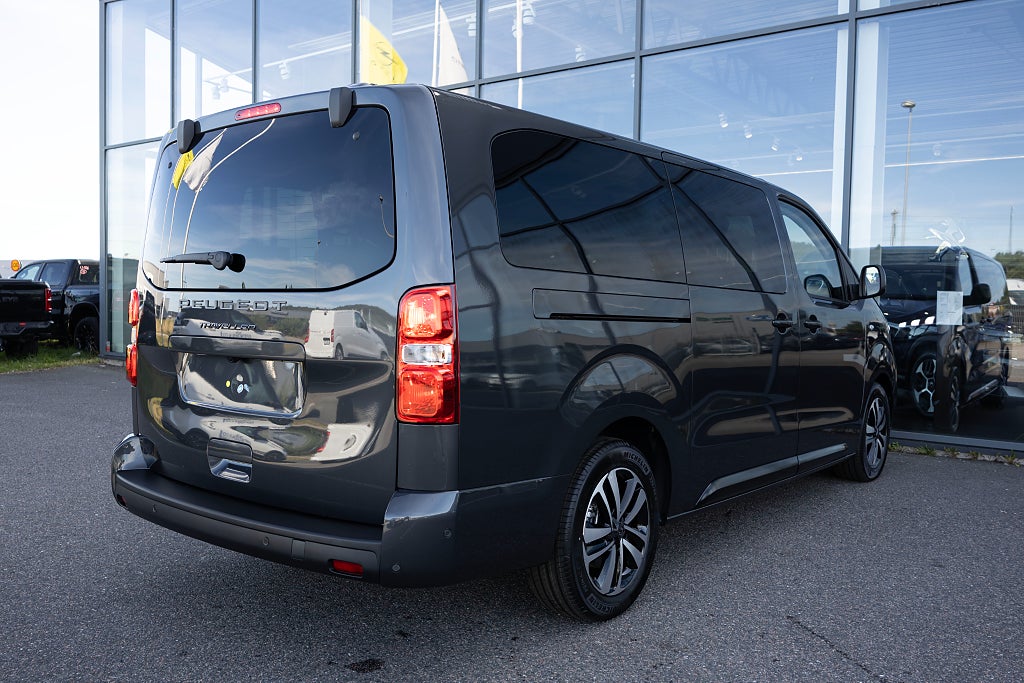 Peugeot Traveller 2.2 BlueHDi 180hk Allure 8-Sits Panorama 5 års garanti