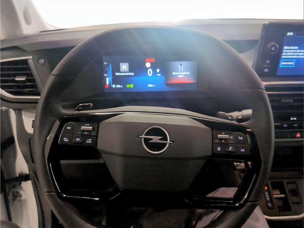 Bild på Opel Vivaro Elite 180hk Aut L2 - DEMO