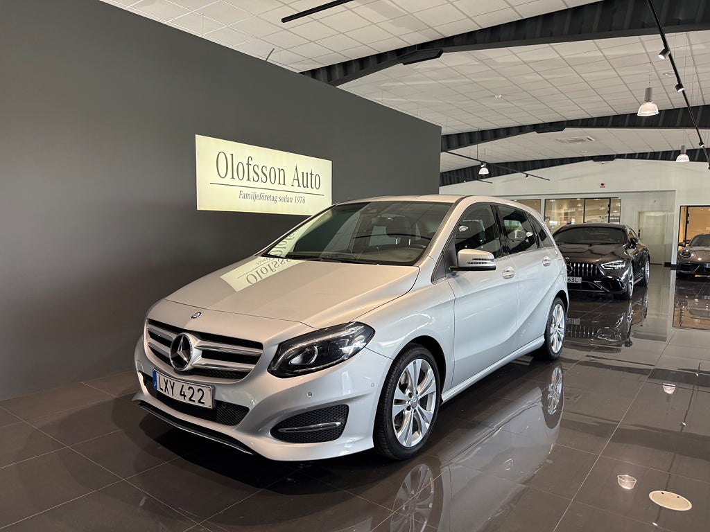 Mercedes-Benz B 180 7G-DCT Urban SE Edition - bild 22