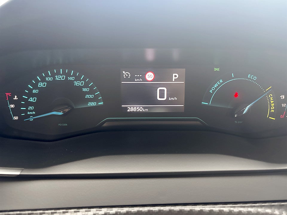 Bild på Peugeot 208 Style Hybrid 100hk Aut CARPLAY BACKSENSORER