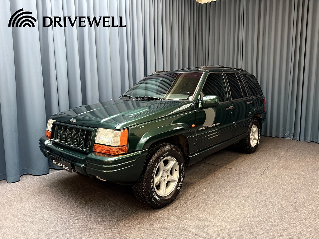 Jeep Grand Cherokee 5.9 LX V8 4WD 249hk - Lågmilad / Mint / SvSåld