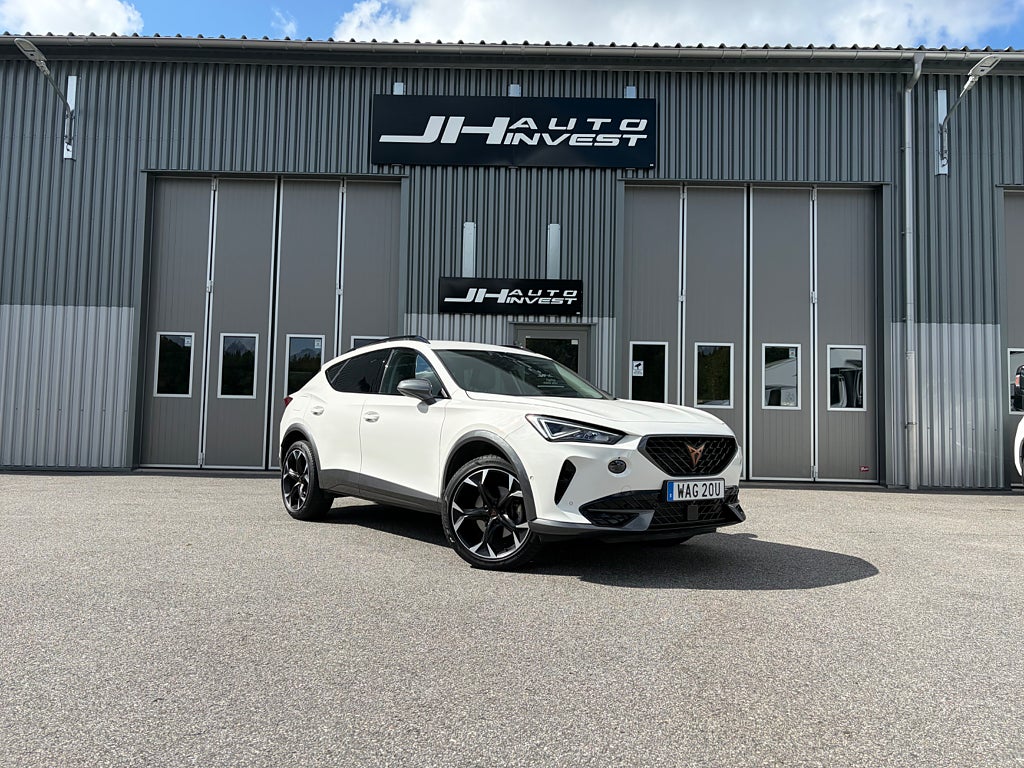 Cupra Formentor 1.5 TSI 150hk DSG Svensksåld Drag Backkamera 
