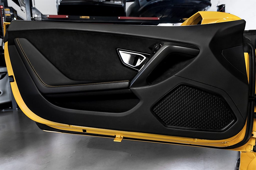 Lamborghini Huracán 2018 - miniatyr 23