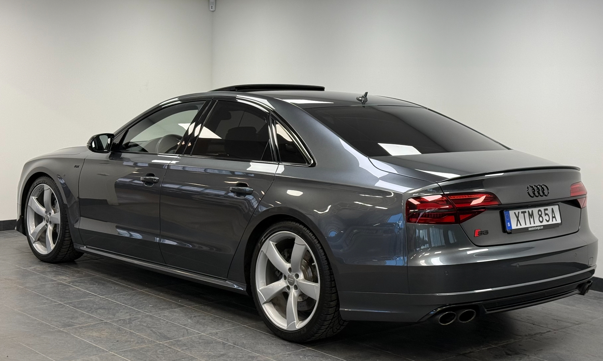 Audi S8 Plus 4.0 V8 Q 2017, bild 2/50