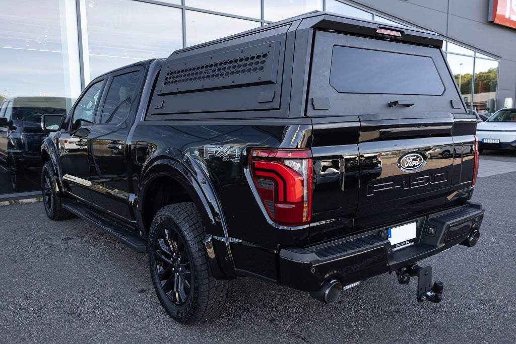 Ford F-150 SuperCrew 5.0 V8 Lariat Black Edition KÅPA - OFF-ROAD