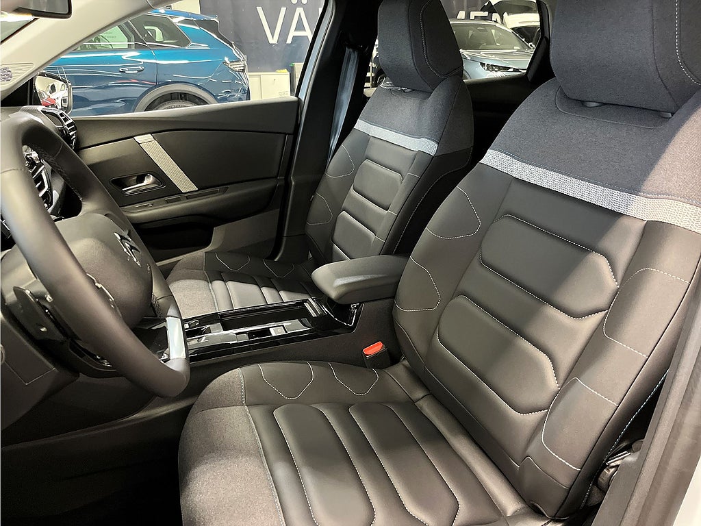 Bild på Citroën C4 X Shine PureTech 130hk Aut - PRIVATLEASING