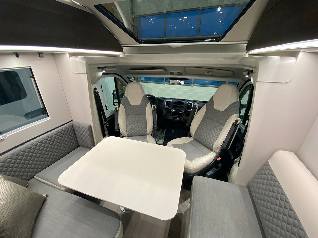 Adria Coral Supreme 670 SL / ALDE / Ugn / Panorama / Automat - Adria