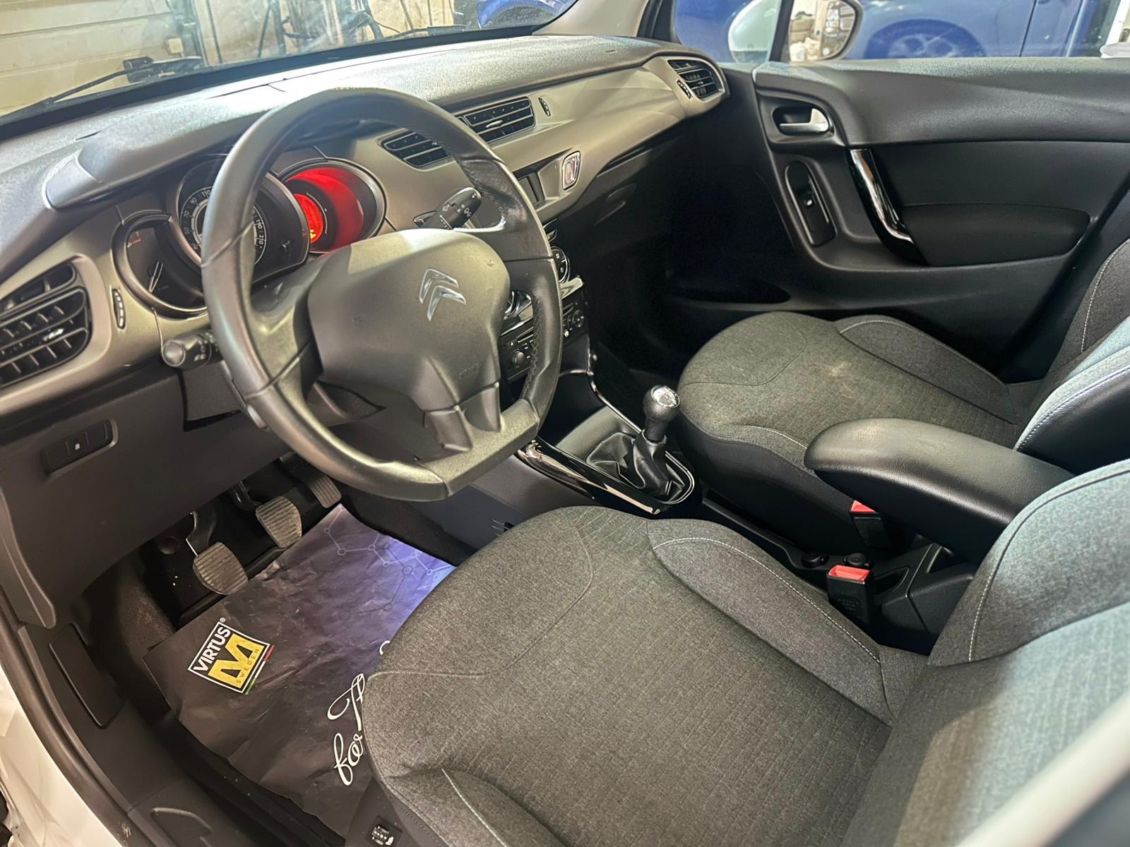 Citroen C3 1.2 PureTech VTi 82 Ny Servad 2015, bild 6/41