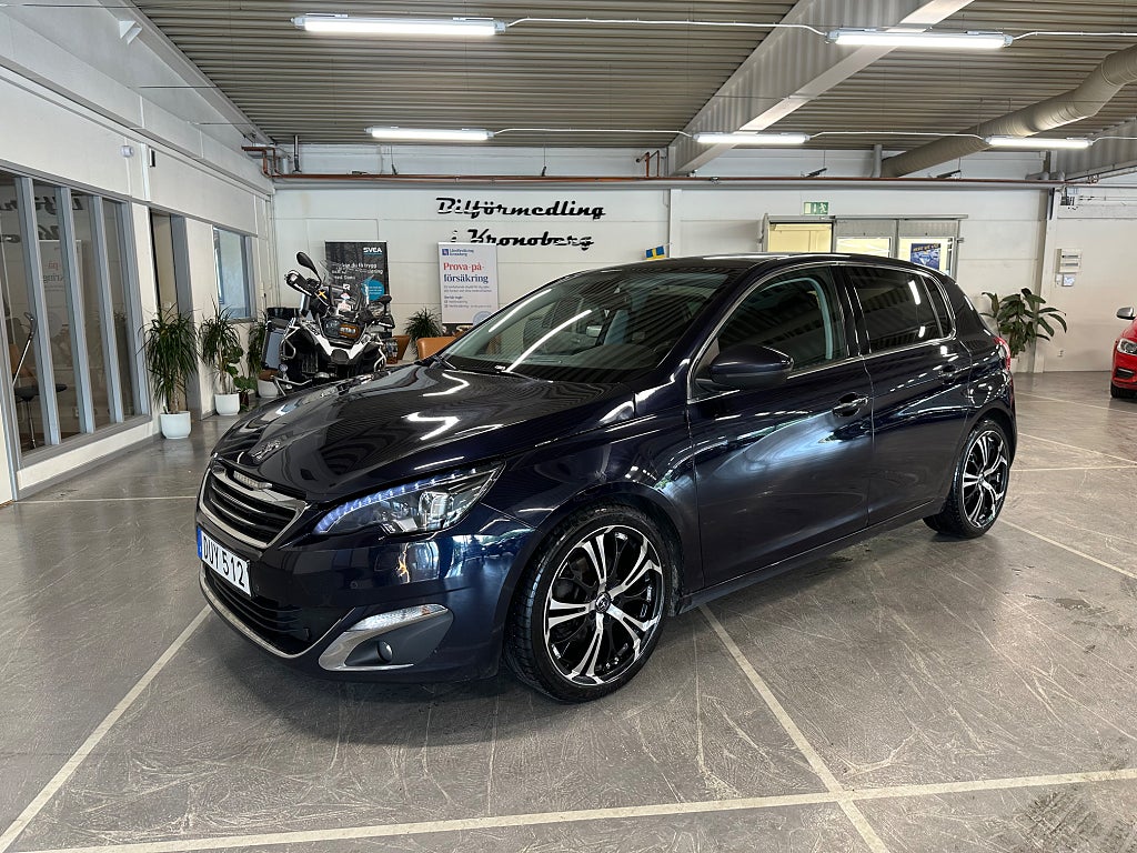 Peugeot 308 1.6 BlueHDi Allure Denon Dragkrok Adaptiv Nybesi