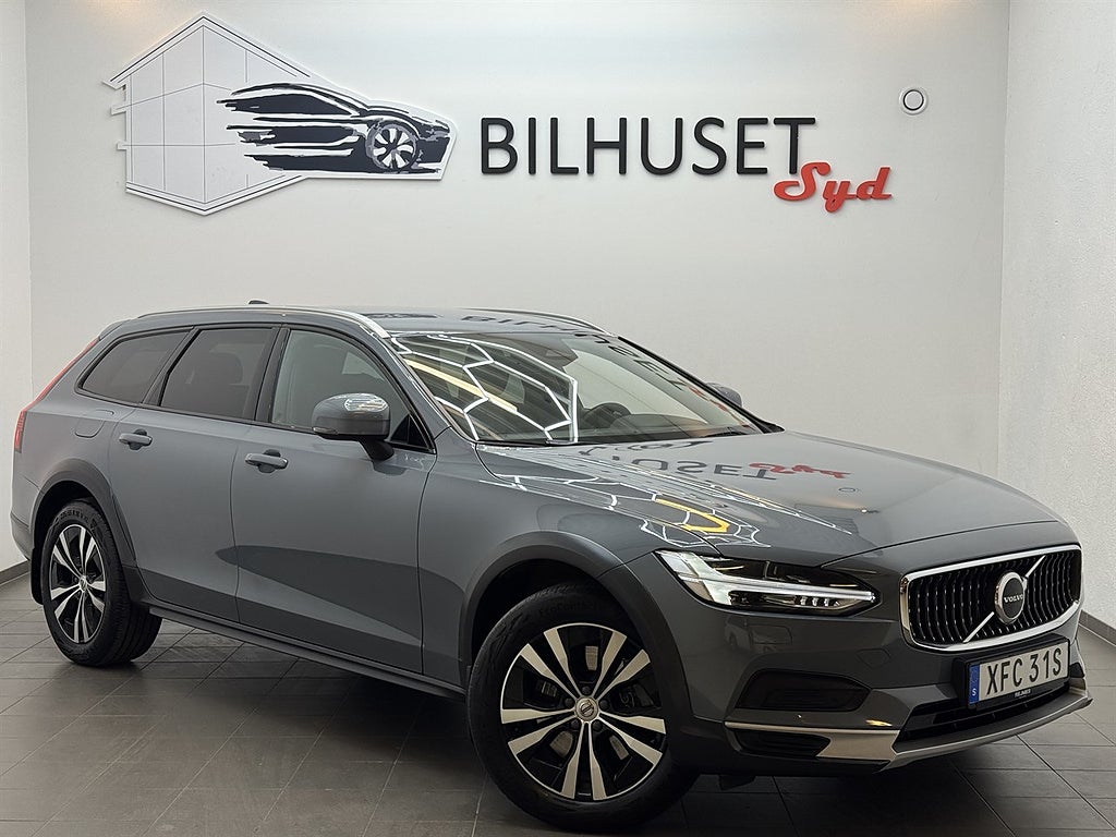 Volvo V90 Cross Country B4 AWD 197hk MOMS/Läder/Värmare/Krok/Navi/Bkamera/