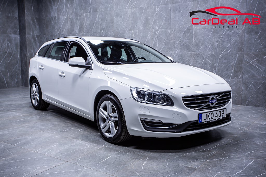 Volvo V60 D4 Geartronic Momentum Ny kamrem Värmare Navi Drag VOC
