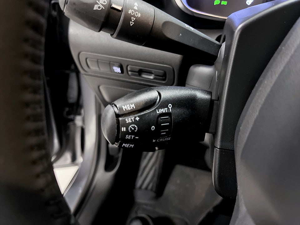 Bild på Citroën C3 Aircross Shine 1.2 PT 130hk Aut - CARPLAY