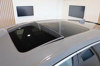 SUV Nissan Ariya 7 av 27
