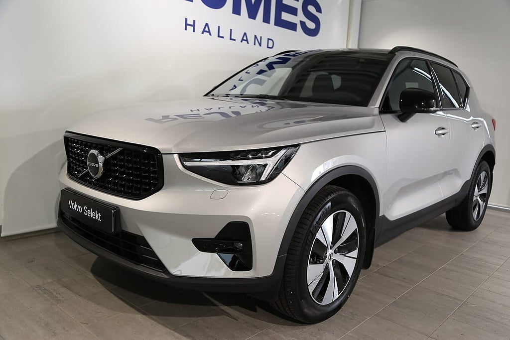 Volvo XC40 B4 FWD Bensin Plus Dark