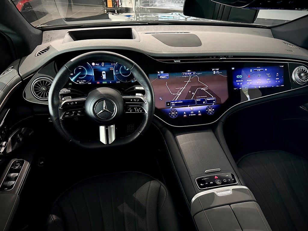 Mercedes-Benz EQS SUV 500 4MATIC AMG Premium Plus Hyperscreen Drag - bild 3