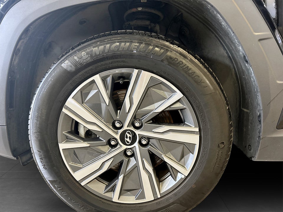 Bild på Hyundai Tucson Essential HEV 1.6 GDI 230hk Aut B-KAMERA NAVI