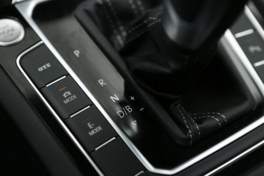 Volkswagen Arteon eHybrid Shooting Brake R-Line Drag Cockpit 2022