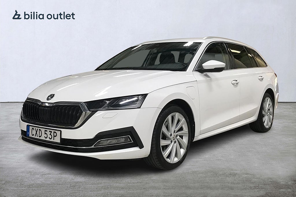 Skoda Octavia Kombi iV Style DSG 204hk Cockpit Drag Carplay B-kamera