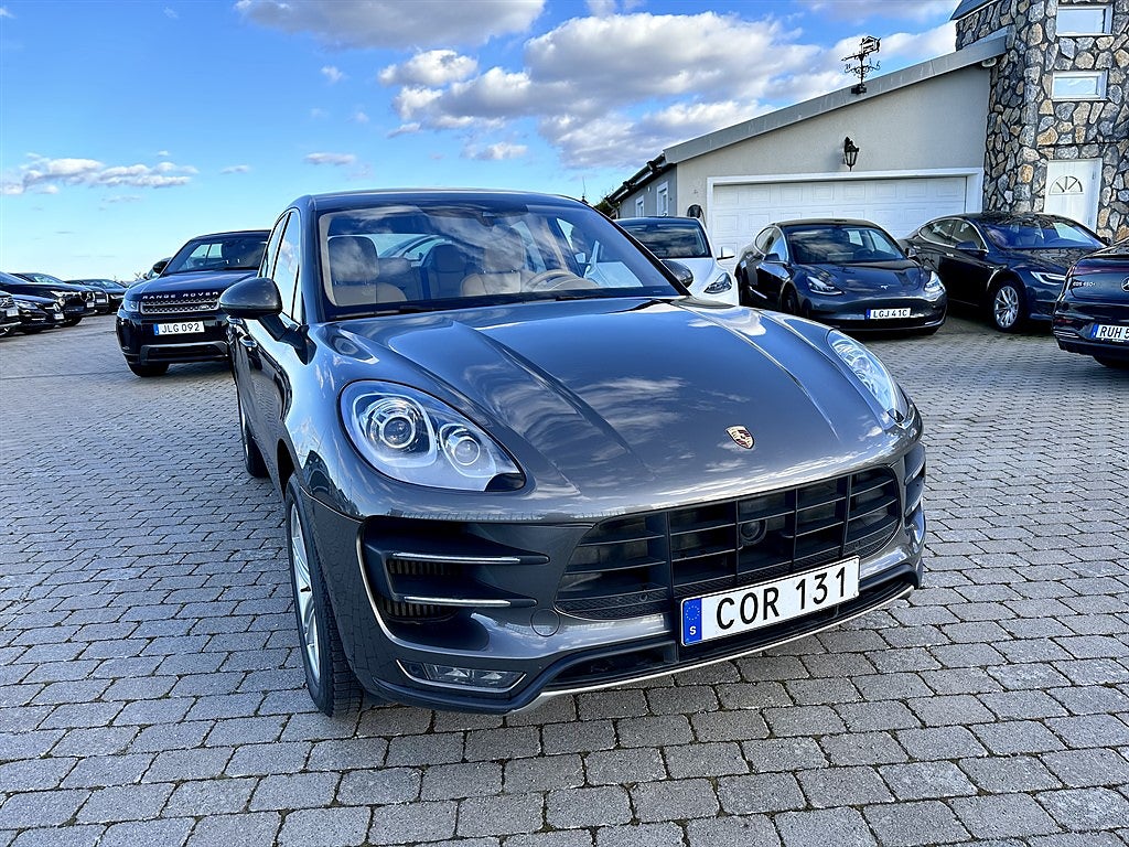 Porsche Macan Turbo PDK, 400hk Sport Chrono