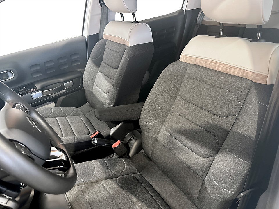 Bild på Citroën C3 Shine 1.2 PT 110hk Aut P-SENSORER