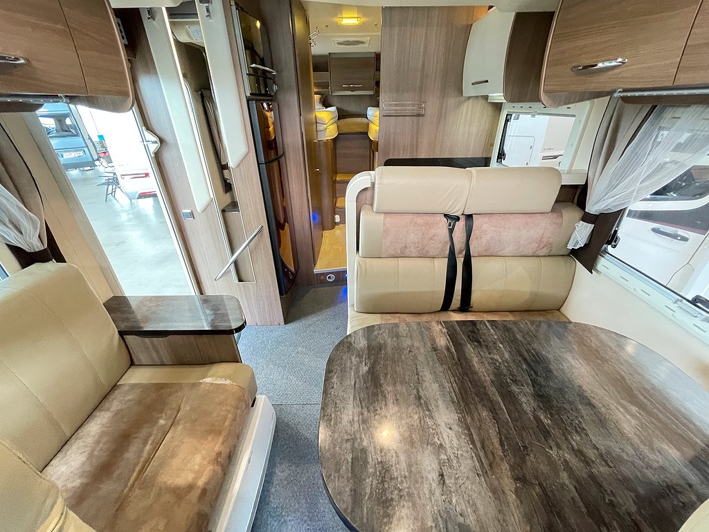 Chausson Welcome 99 / Taksäng / Solcell / Ugn / Kamera / DB - Chausson