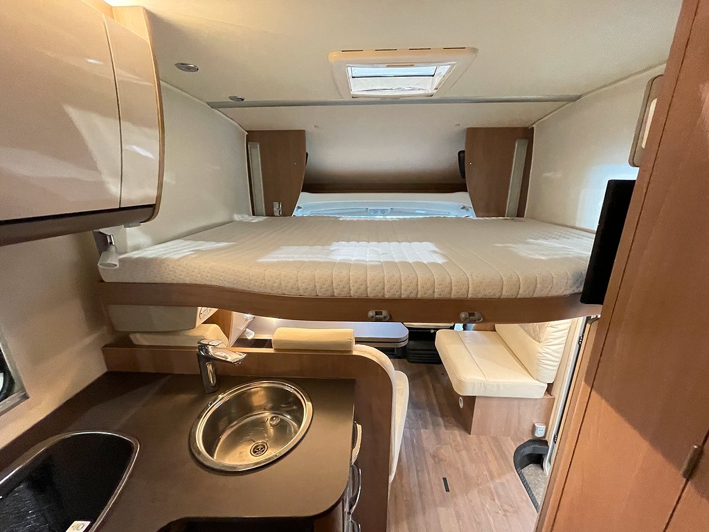 Bürstner Lyseo 745 /Taksäng x2/Soffa bak/Solcell/Automat - Bürstner