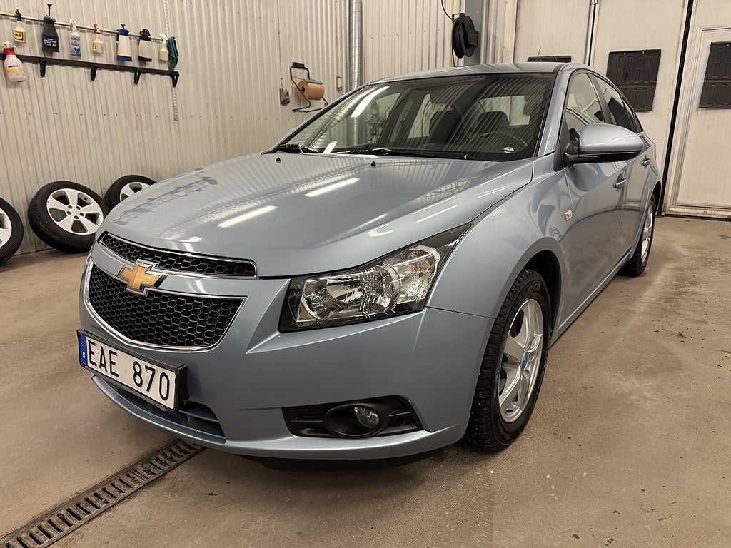 Chevrolet Cruze 2.0 TD VCDi Automat --6500mil--