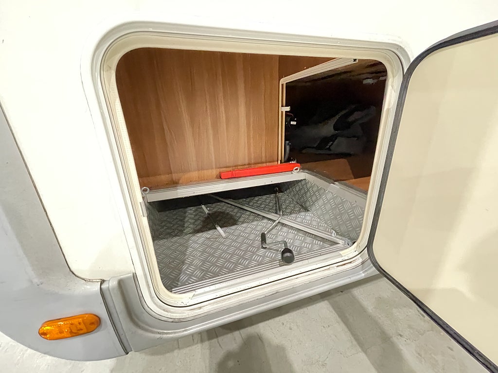 Kabe Travel Master 740 LTD / Köp nu – hämta till våren! - Kabe