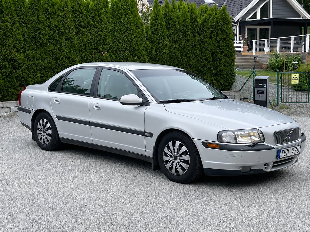 Volvo S80 2.4 Automatisk, Nivomat, drag, nybesiktad, 170hk, 2002