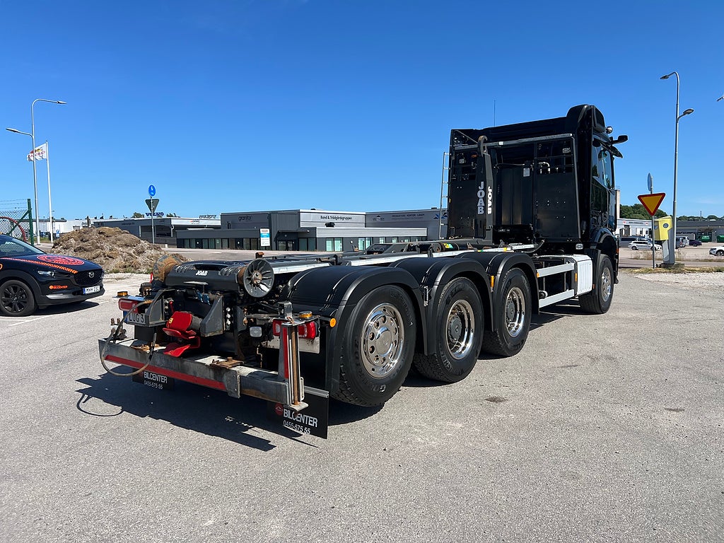 Mercedes-Benz Arocs 3251 Tridem Lastväxlare, Fullt Plogutrustad