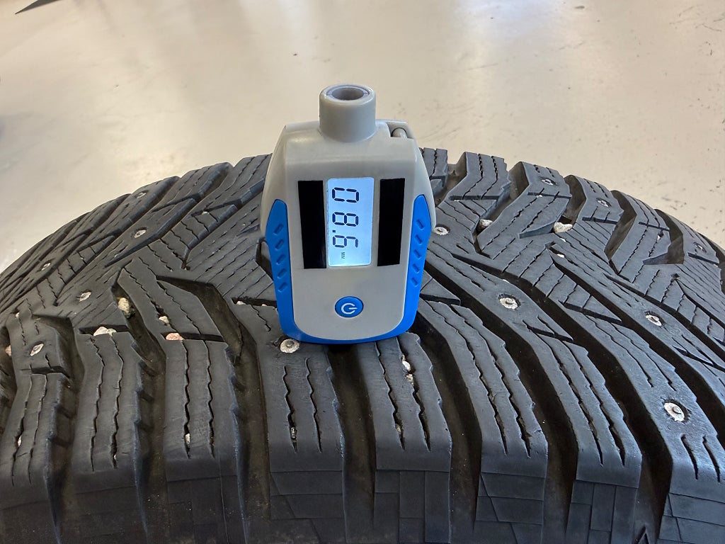 BMW 520d xDrive Touring Steptronic M-Ratt H&K Skinn Drag 2 Ägare - miniatyr 25