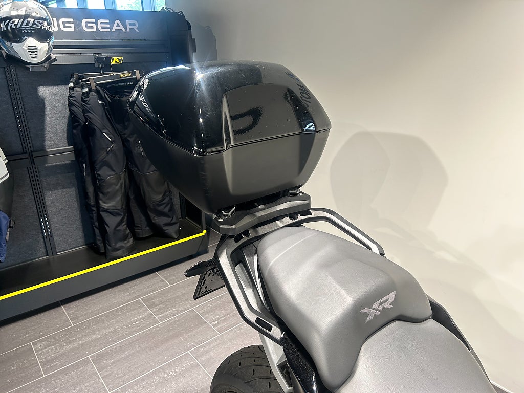 BMW S1000XR /LeoVincé/ConnectedNavigator/1025 mil