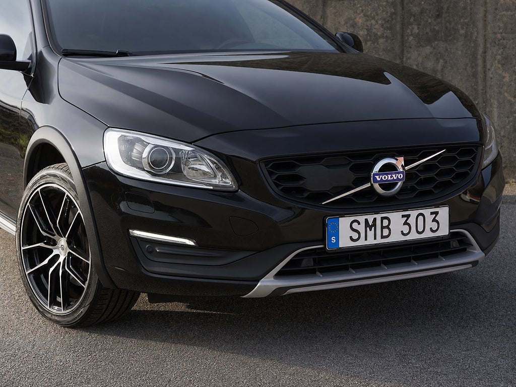 Volvo S60 Cross Country D4 AWD Polestar Classic Plus|Drag|Adaptiv-Fart
