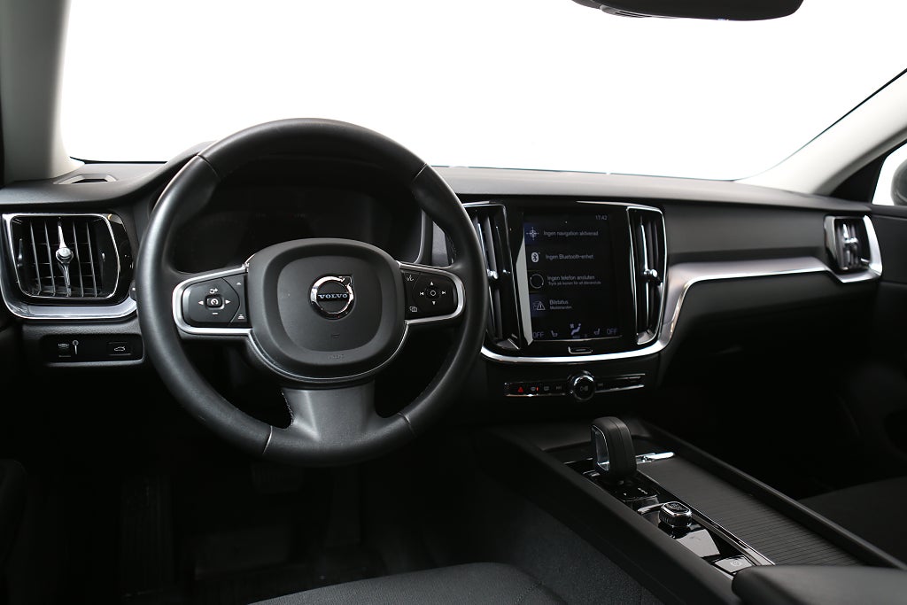 Volvo V60 B4 Diesel 197hk Momentum Adv Aut VOC Leasbar 2022