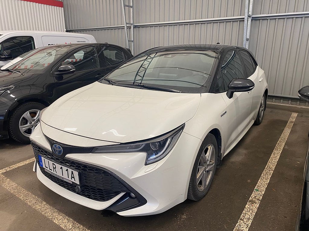 Toyota Corolla Hybrid 1,8 5dr Style Bi-Tone | Vinterhjul | Motorvärm...