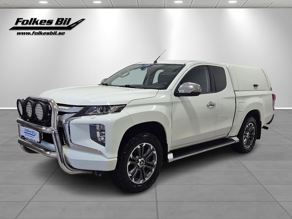 Mitsubishi L200 Club Cab 2.2 Di-D 150 hk 4WD Parkv Kåpa Vhjul