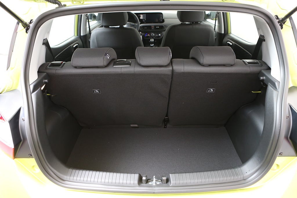 Hyundai i10 1,0 Automat Advanced 2025