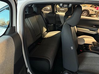 SUV Mazda MX-30 10 av 15