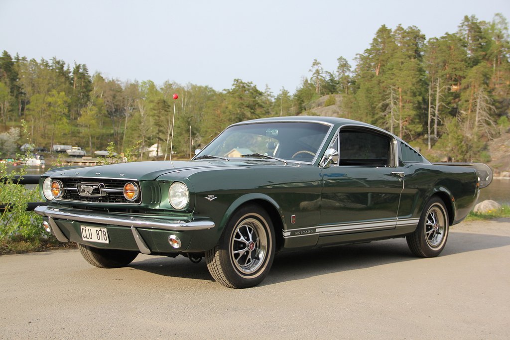 Ford Mustang Fastback "GT-Clone" V8