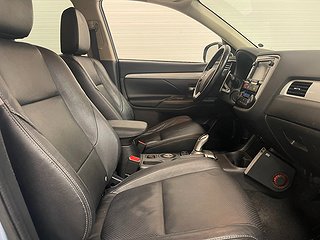 SUV Mitsubishi Outlander 11 av 22