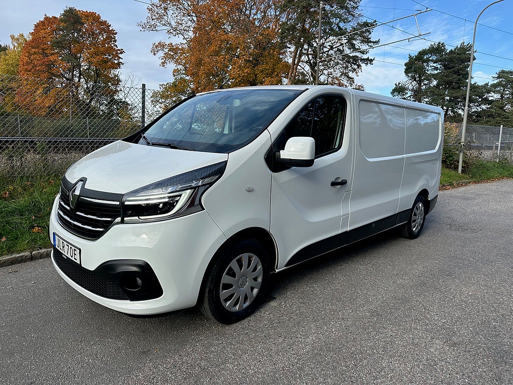 Renault trafic 2.0 dCi Euro 6 L2 Vinterhjul LED BLACK WEEK