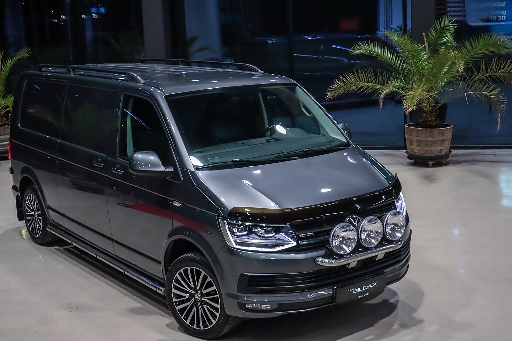 Volkswagen Transporter T32 LÅNG L2 2.0 TDI 204HK 4M DUBBLA DÖRRAR DRAG SKINN