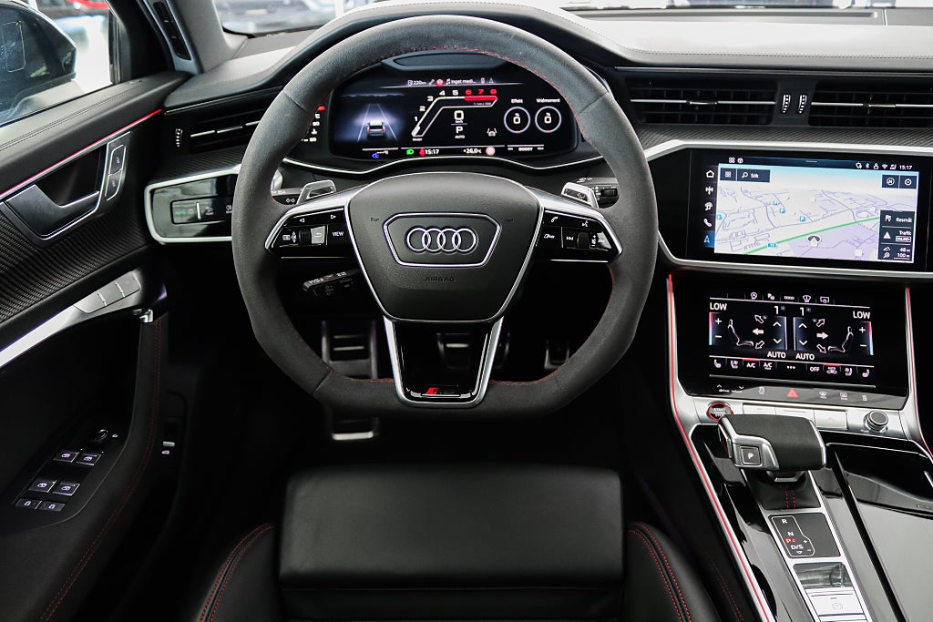 Audi RS6 Performance MOMS HuD RS-Design Pano Alpin