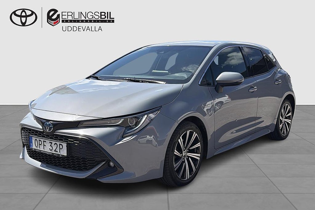 Toyota Corolla 1.8 HYBRID STYLE / V-HJUL