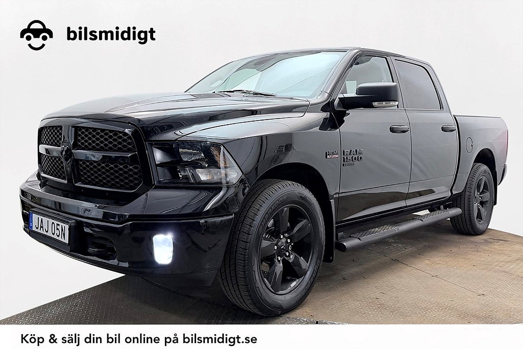 Dodge RAM 1500 Classic Crew Cab 5.7 V8 HEMI Drag Nav Kamera ALPINE