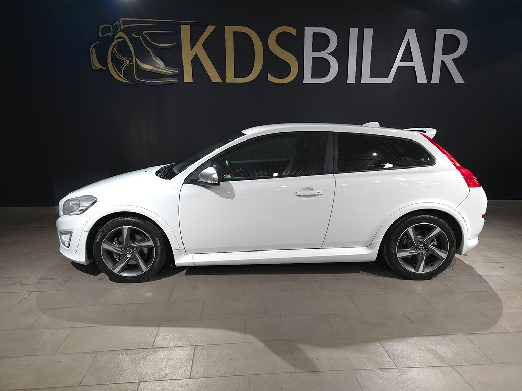 Volvo C30 D4 Momentum, R-Design Euro5 177hk | Drag | Värmare