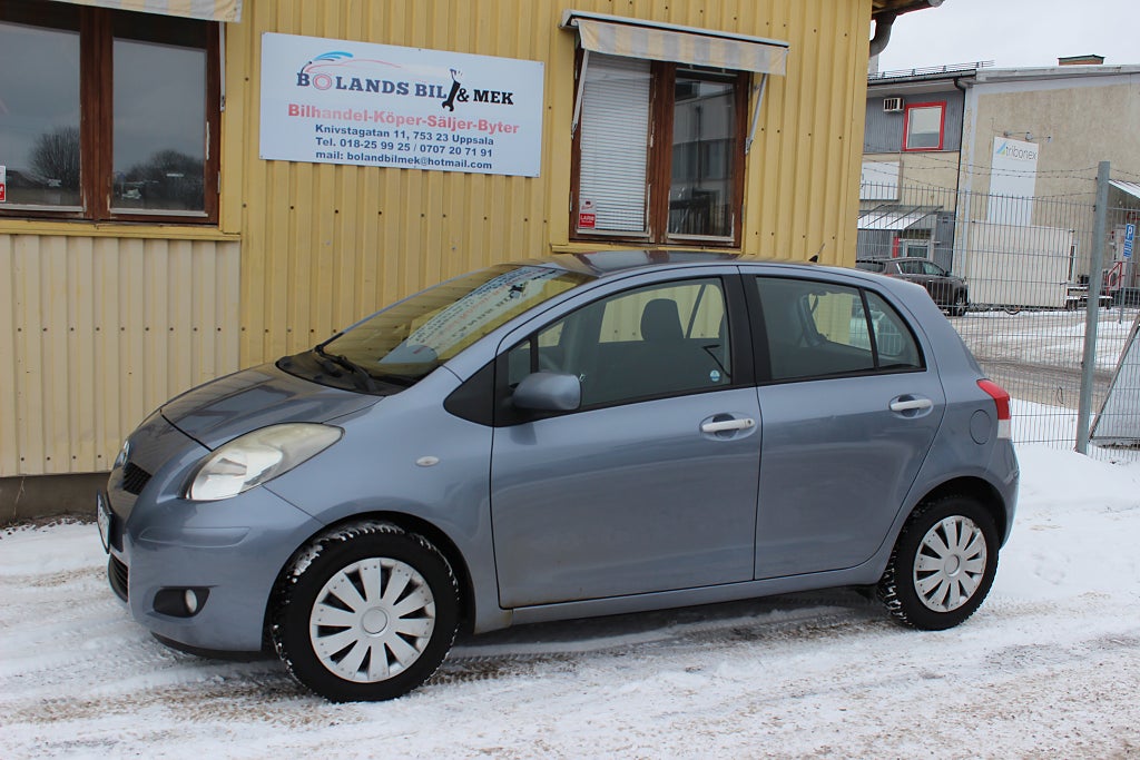 Toyota Yaris 5-dörrar 1.33 Dual VVT-i (Automat)