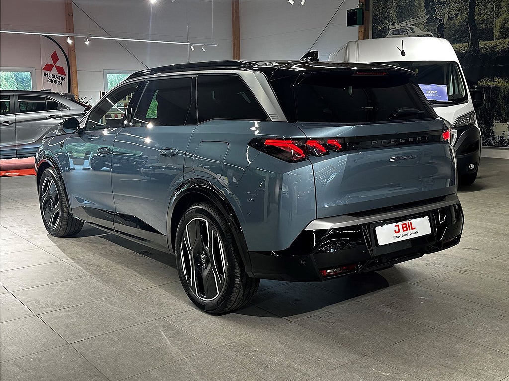 Bild på Peugeot E-5008 GT
