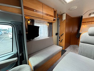 Husbil-halvintegrerad Sunlight T63 4 av 20