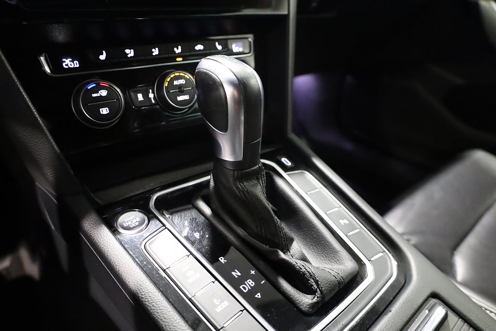 Volkswagen Passat GTE 1,4 TSI 218hk Skinn Kamera Värmare Navi Drag 2020